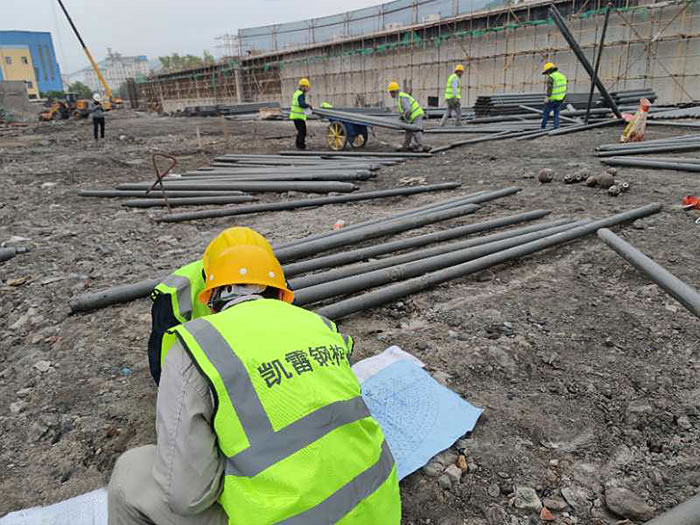 东台螺栓球网架结构